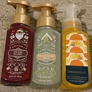 Bath & Body Works Christmas & Limoncello Gentle & Clean Foaming Hand Soap Set